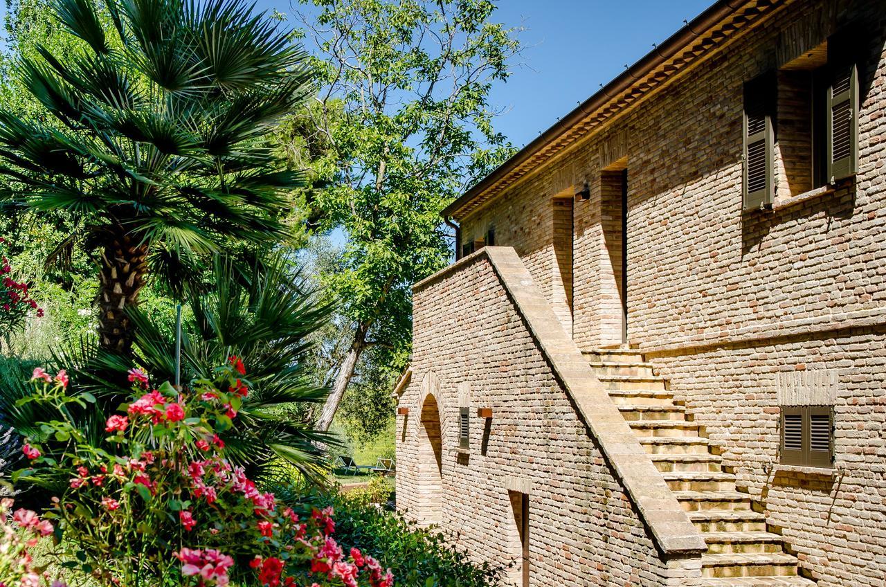 CasaVostra - Ambience Suites Ostra Vetere Exterior foto